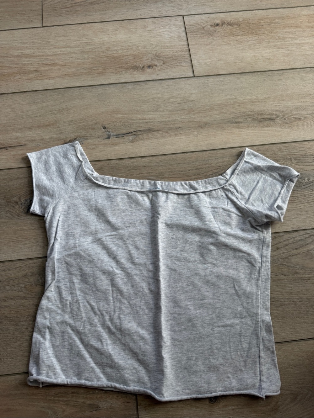 Brandy Melville Light Gray Scoop Neck Short Sleeve Tee